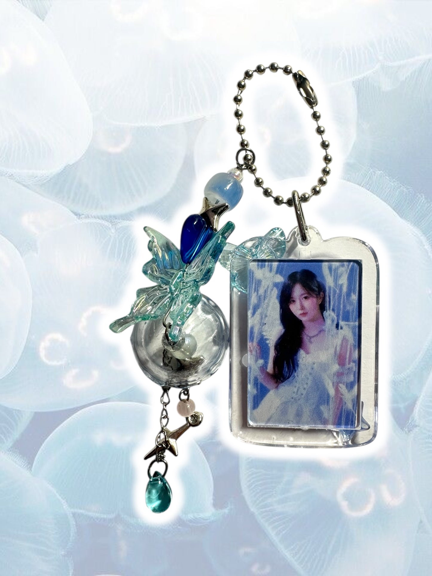 Nmixx jellyfish inspired keychains Haewon