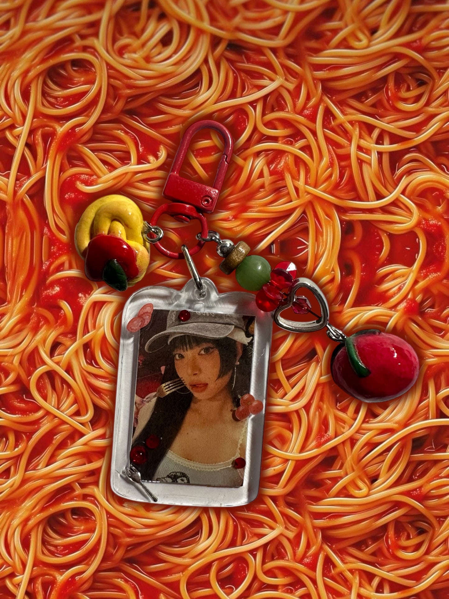 Le Sserafim Spaghetti Eunchae inspired keychain
