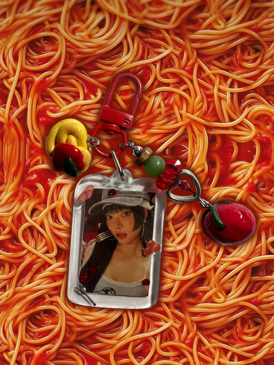 Le Sserafim Spaghetti Eunchae inspired keychain