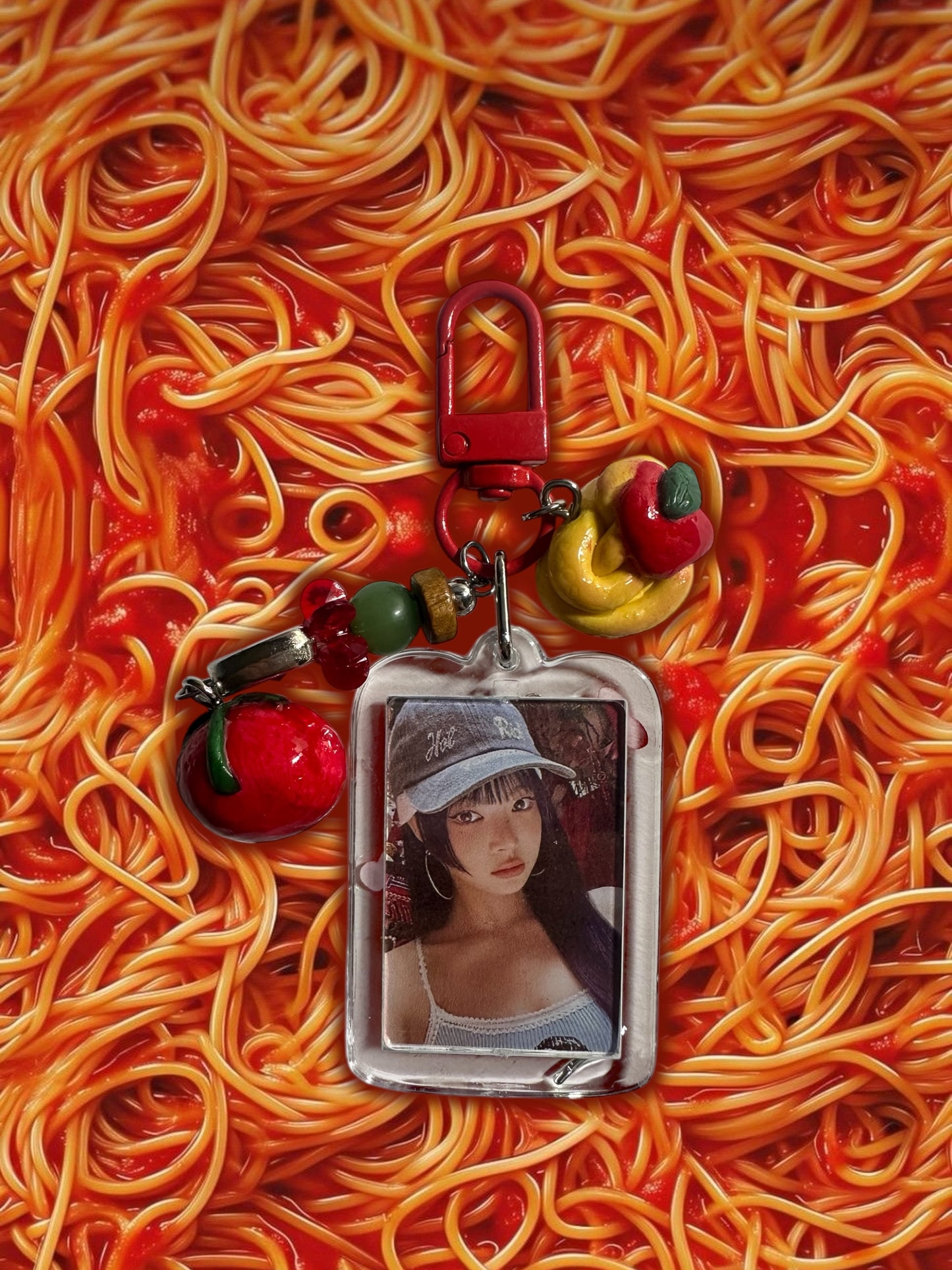 Le Sserafim Spaghetti Eunchae inspired keychain